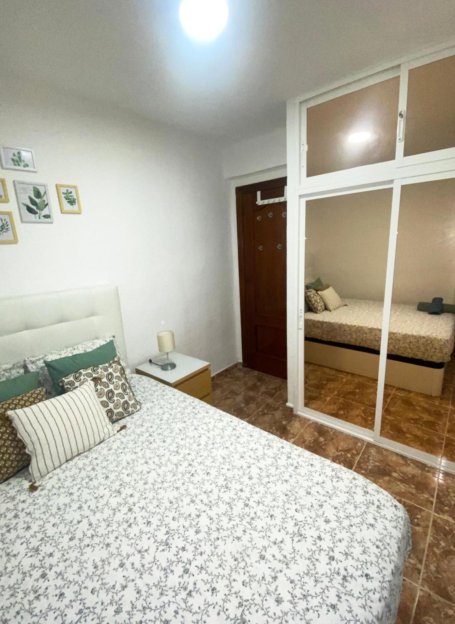 Апартаменти Apartamento Deborah Малага Екстер'єр фото